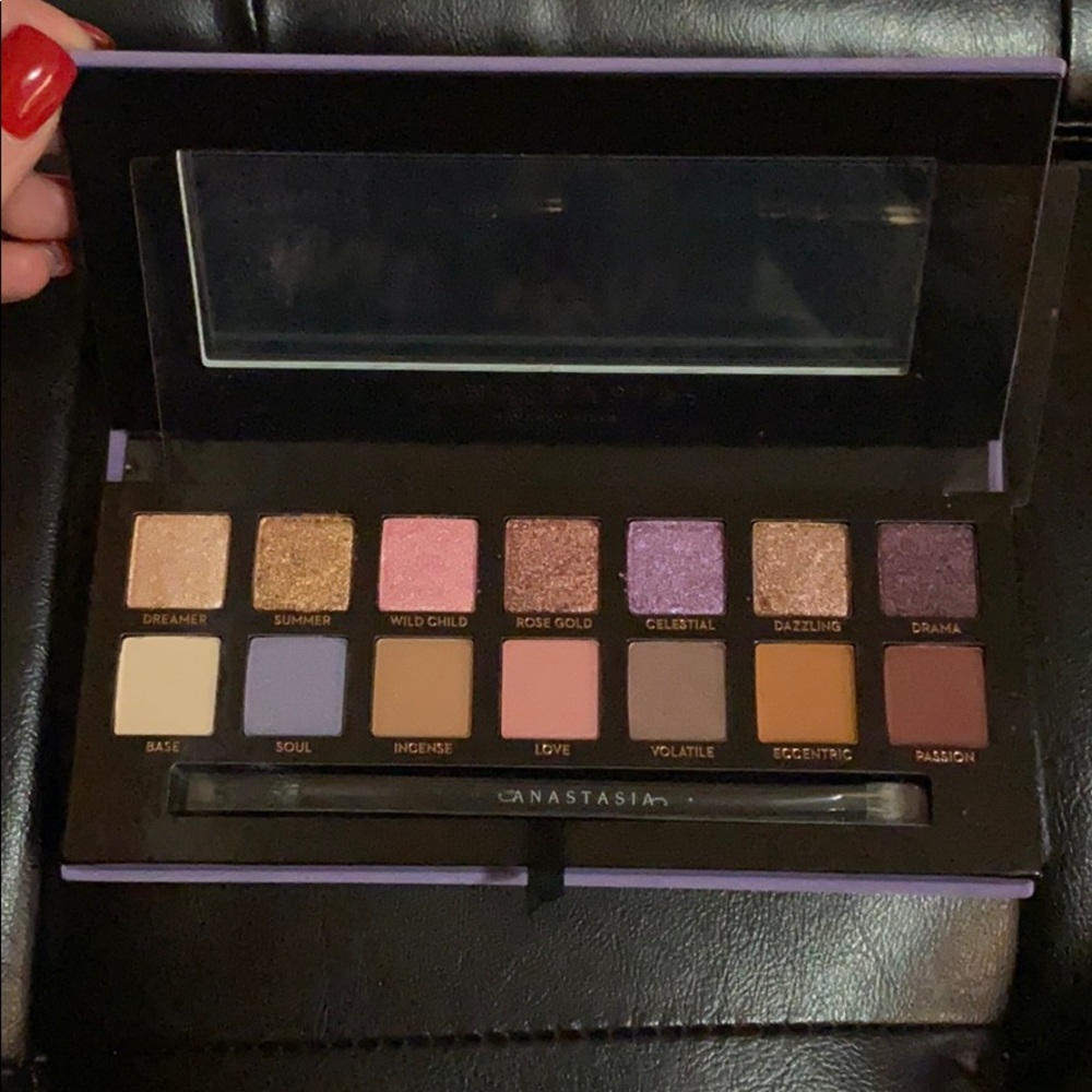 ANASTASIA BEVERY HILLS NORVINA PALETTE
